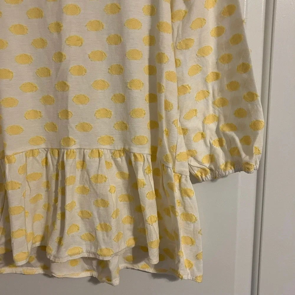 LOFT yellow &‎ white swiss dot peplum blouse with 7/8 puff sleeves women's sz S